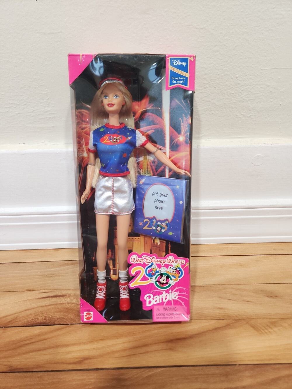 New Box Barbie Walt Disney World 2000 Exclusive 12" Doll Mattel 22939 NIB 1998